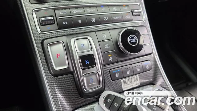 Hyundai Santafe Новый Santa Fe Дизель 2.2 2WD — Фото автомобиля 9