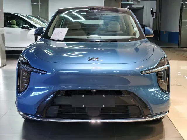 IM Motors LS6 — Фото автомобиля 2