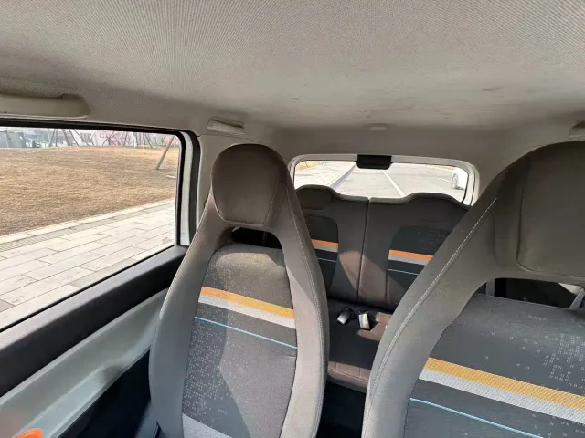 Wuling Hongguang Mini EV — Фото автомобиля 10