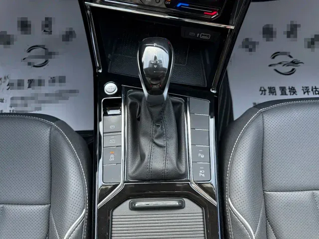 Volkswagen Passat — Фото автомобиля 7