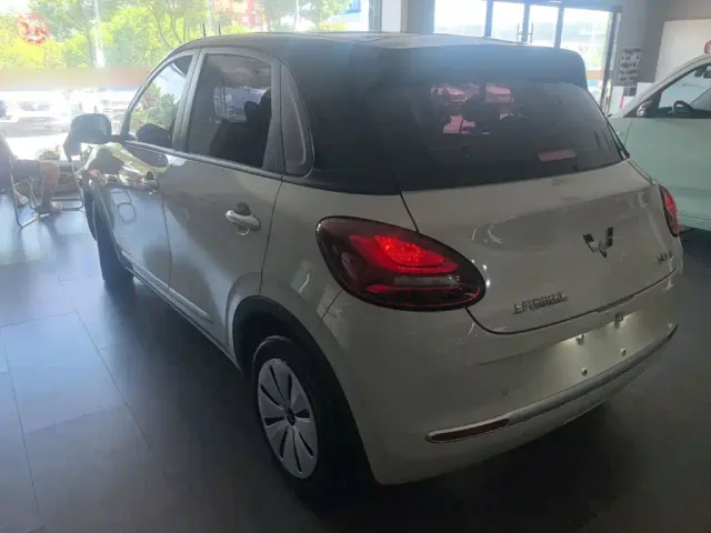 Wuling Bingo — Фото автомобиля 4