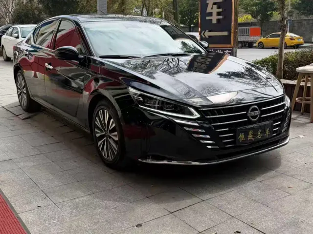 Nissan Teana — Фото автомобиля 2