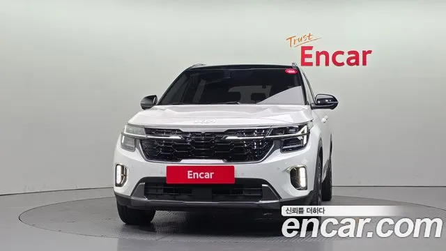 Kia Seltos Новый Seltos Бензин 2.0 4WD — Фото автомобиля 3