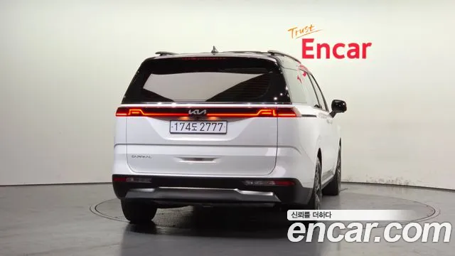 Kia Canival Carnival 4 поколение Бензин 9 мест Signature — Фото автомобиля 4