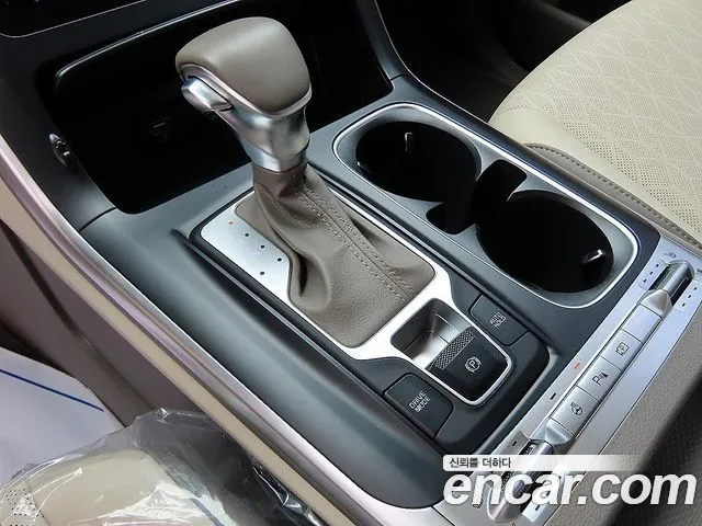 Kia Canival Carnival 4 поколение Бензин 9 мест Prestige — Фото автомобиля 11