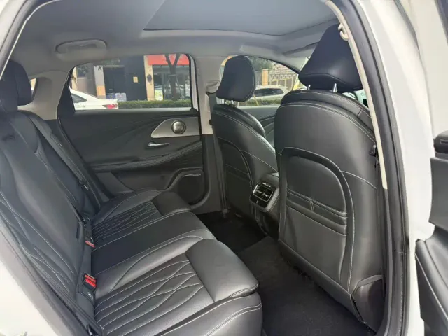 Chery Arrizo 8 — Фото автомобиля 10