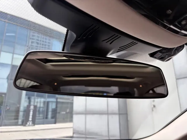 BMW 5 Series — Фото автомобиля 18