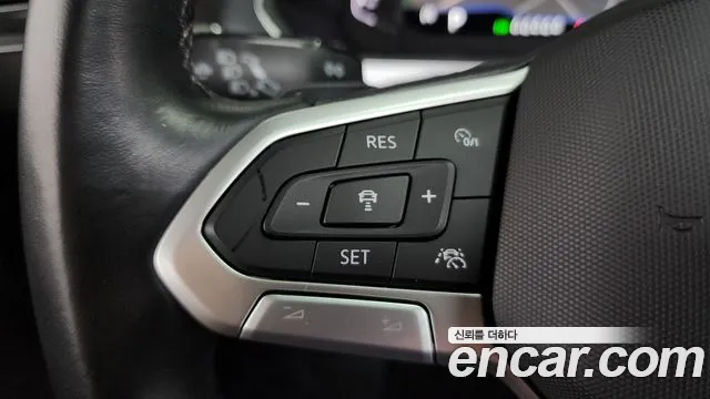 Volkswagen Tiguan — Фото автомобиля 14