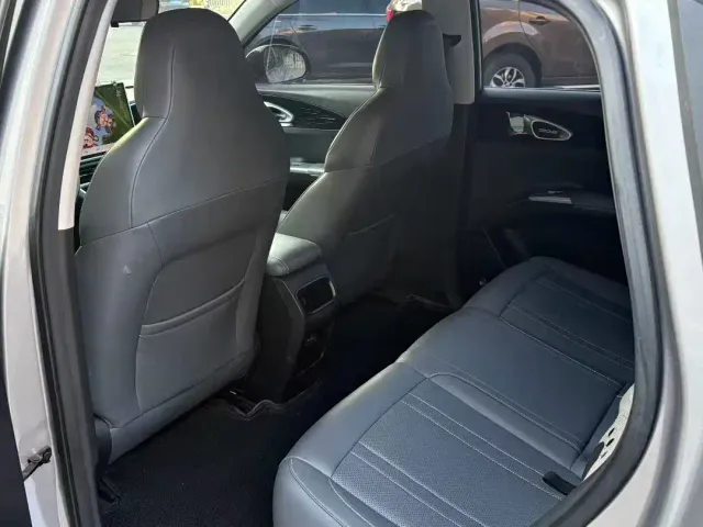 Geely Starry Wish — Фото автомобиля 7