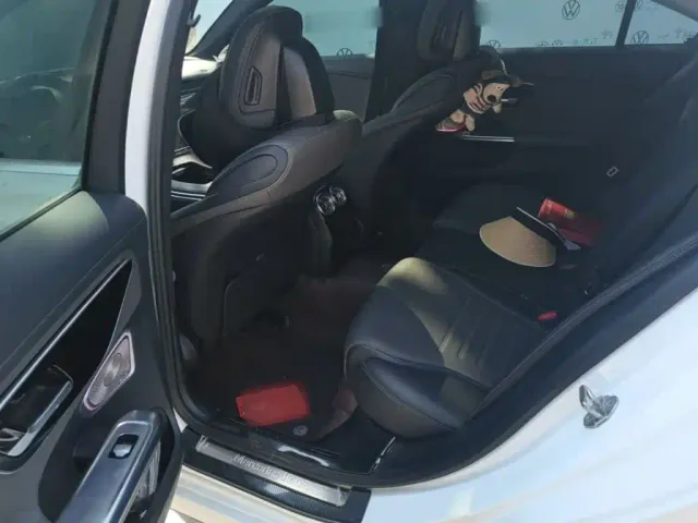 Mercedes-Benz C-Class — Фото автомобиля 12