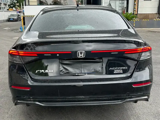 Honda Accord — Фото автомобиля 5