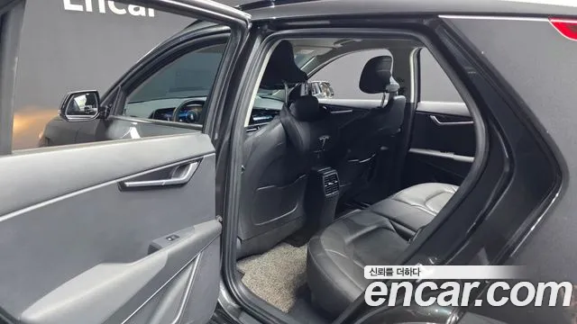 Kia Niro — Фото автомобиля 16
