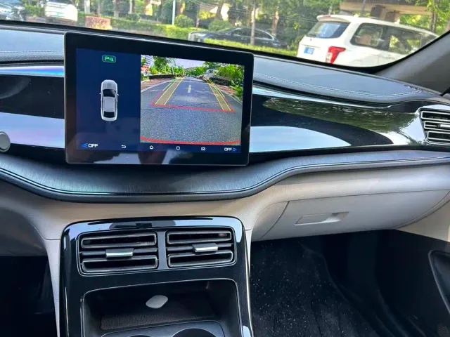 BYD Qin PLUS — Фото автомобиля 7