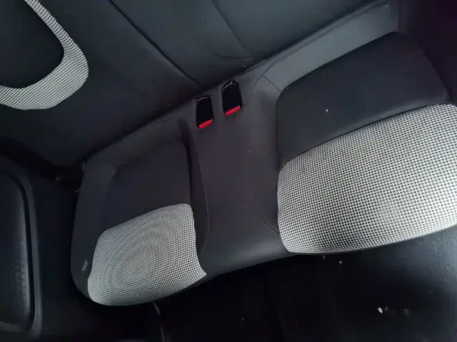 Wuling Hongguang Mini EV — Фото автомобиля 16