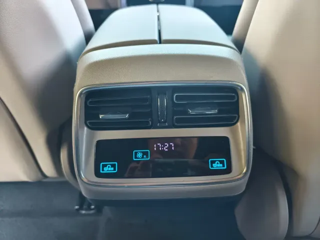 BYD Han — Фото автомобиля 9