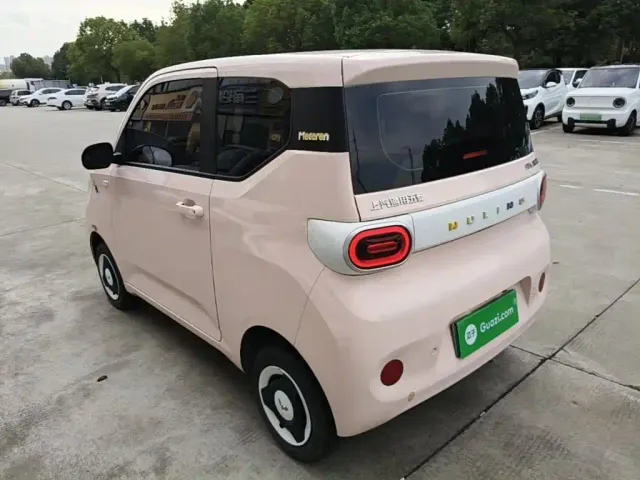 Wuling Hongguang Mini EV — Фото автомобиля 4