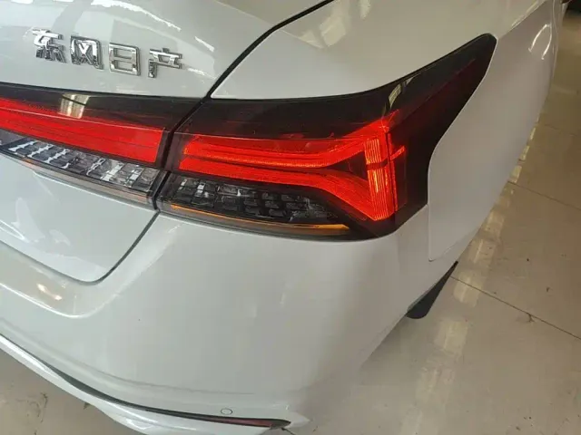 Nissan Teana — Фото автомобиля 23