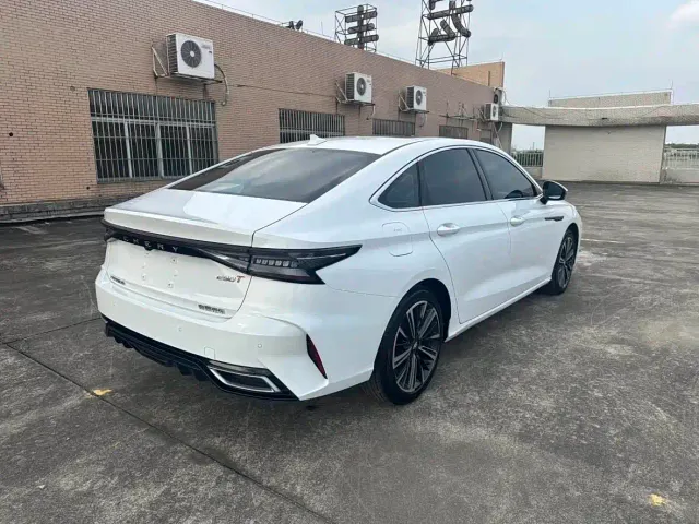 Chery Arrizo 8 — Фото автомобиля 9