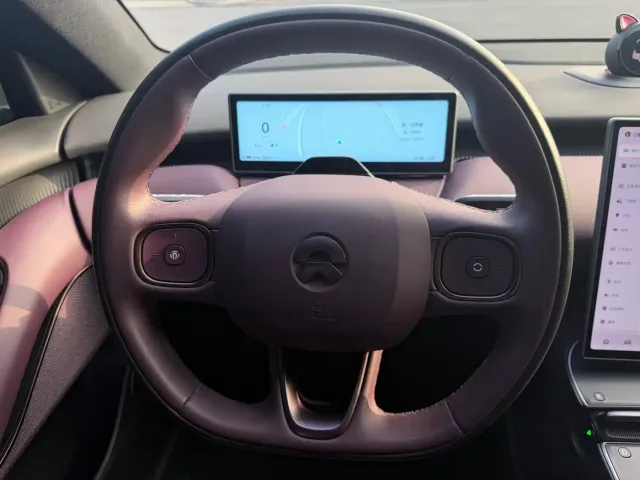 Nio ET5 Touring — Фото автомобиля 5