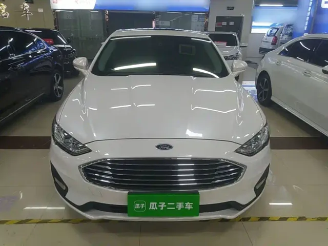 Ford Mondeo — Фото автомобиля 2