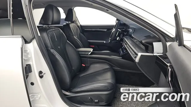 Hyundai Grandeur GN7 — Фото автомобиля 15