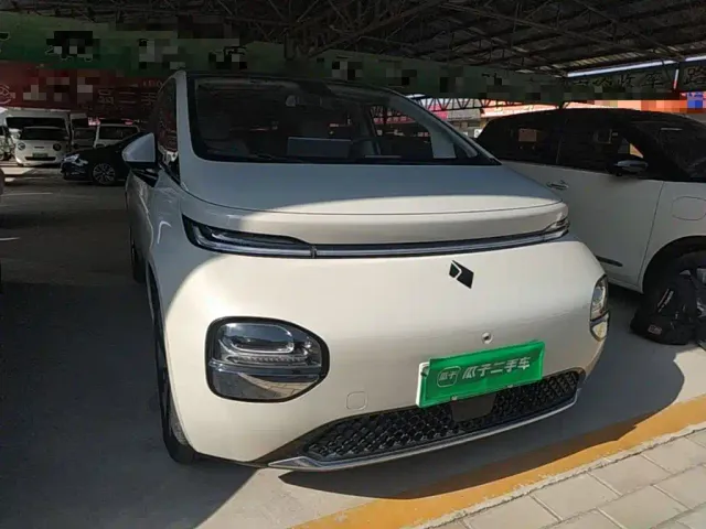 Baojun Cloud — Фото автомобиля 3