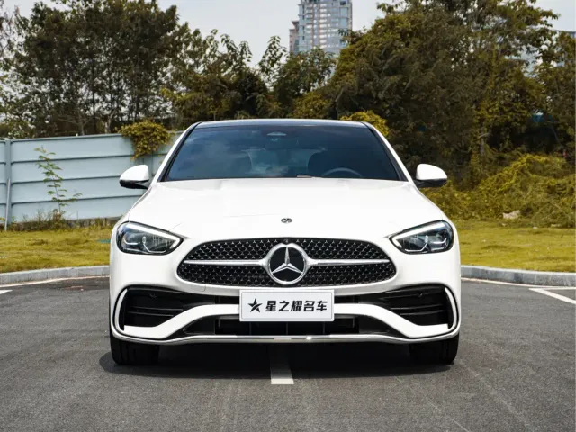 Mercedes-Benz C-Class — Фото автомобиля 3