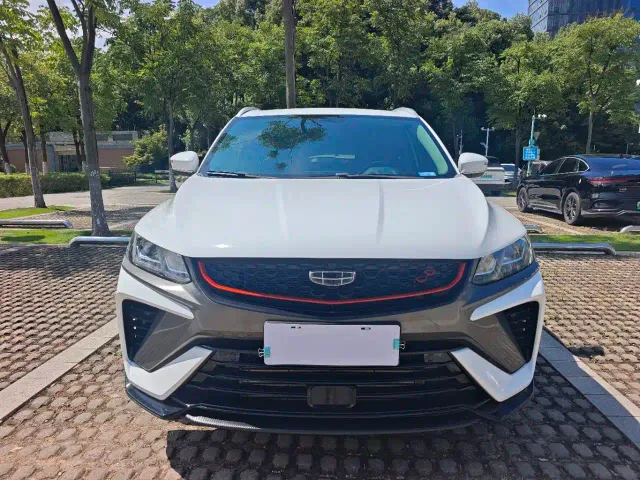 Geely Binyue — Фото автомобиля 2
