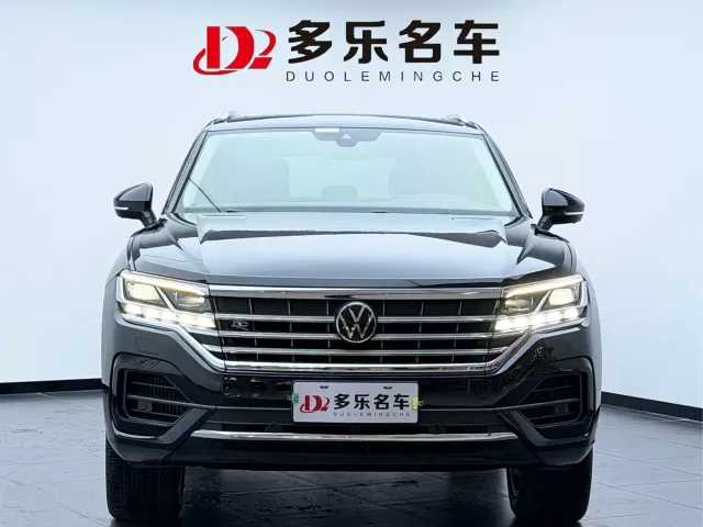 Volkswagen Touareg — Фото автомобиля 2