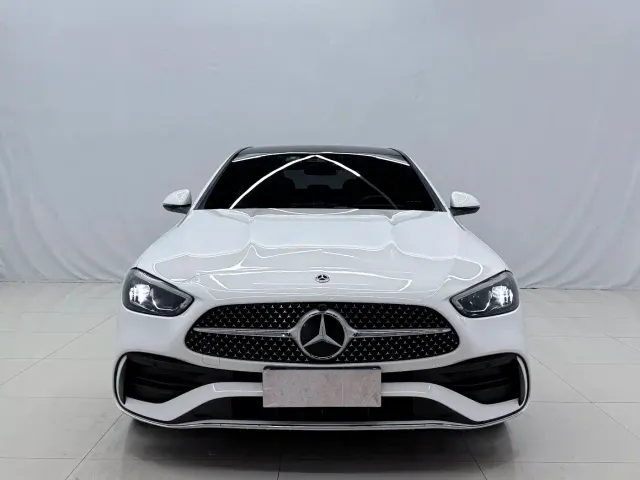 Mercedes-Benz C-Class — Фото автомобиля 2