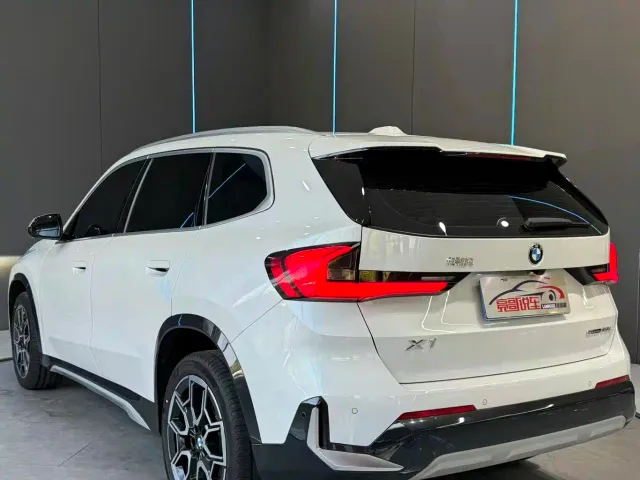 BMW X1 — Фото автомобиля 6
