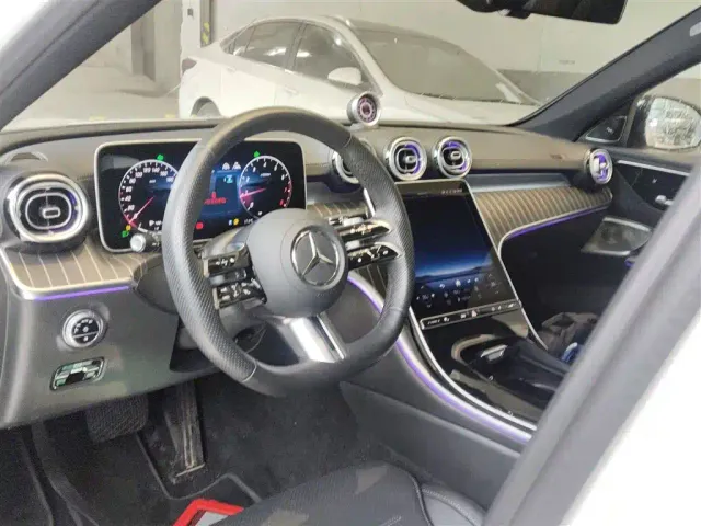 Mercedes-Benz C-Class — Фото автомобиля 9