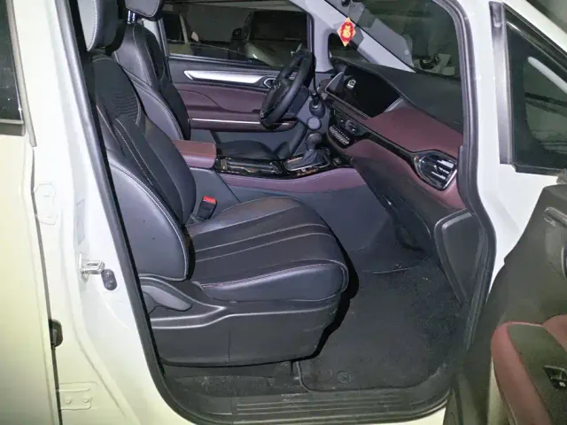 GAC Trumpchi M6 — Фото автомобиля 8