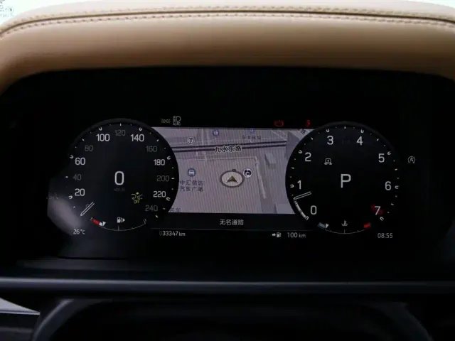 Land Rover Defender — Фото автомобиля 6