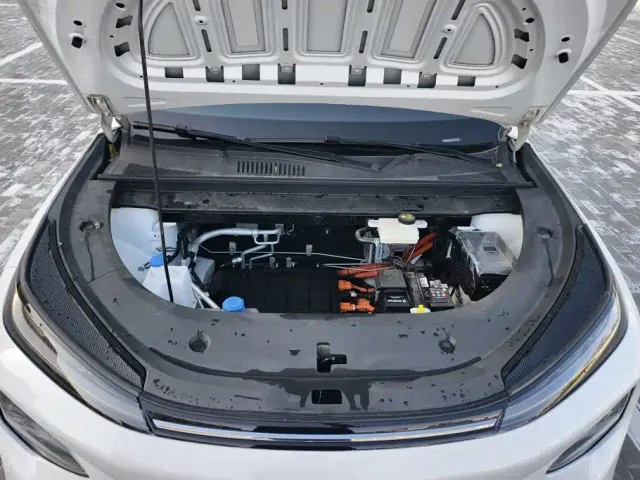 Changan Qiyuan Q05 — Фото автомобиля 10