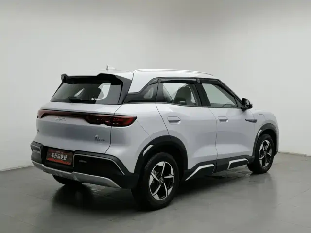BYD Yuan UP — Фото автомобиля 2