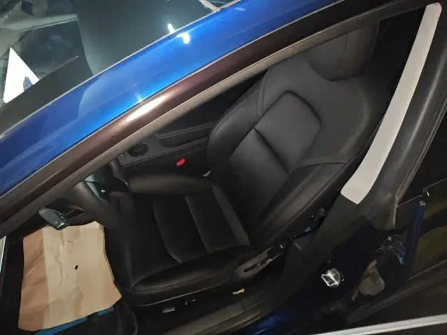 Tesla Model 3 — Фото автомобиля 14