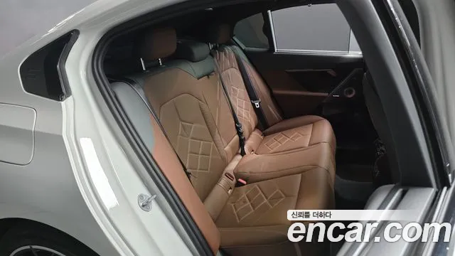 BMW 5 Series G60 — Фото автомобиля 17