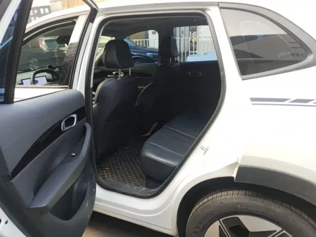 Geely Galaxy E5 — Фото автомобиля 3