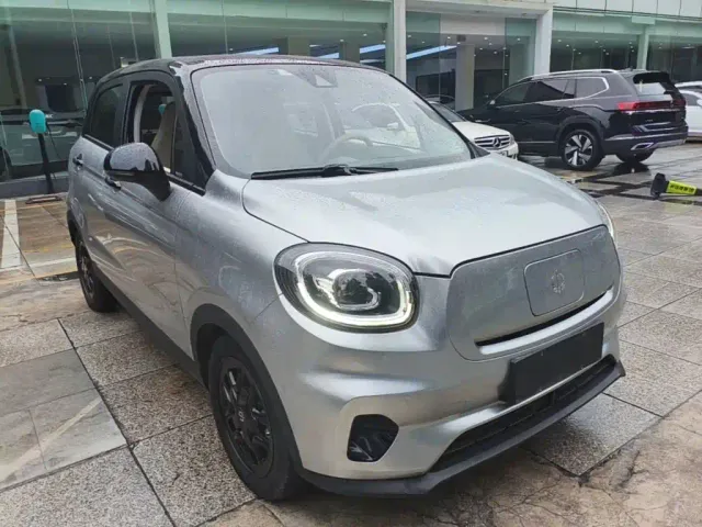Leapmotor T03 — Фото автомобиля 3