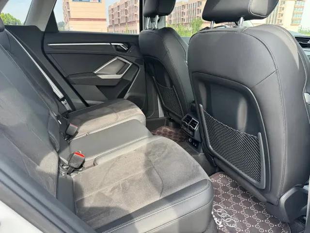 Audi Q3 — Фото автомобиля 16