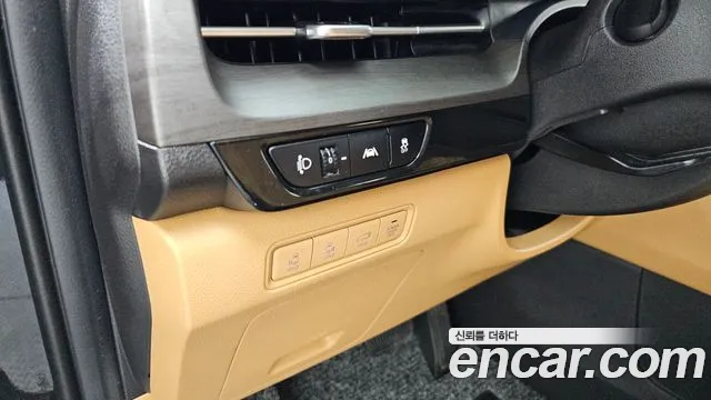 Kia Canival Carnival 4 поколение Бензин 7 мест Noblesse — Фото автомобиля 14