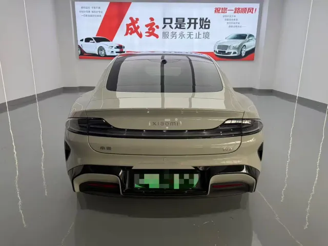 Xiaomi SU7 — Фото автомобиля 16