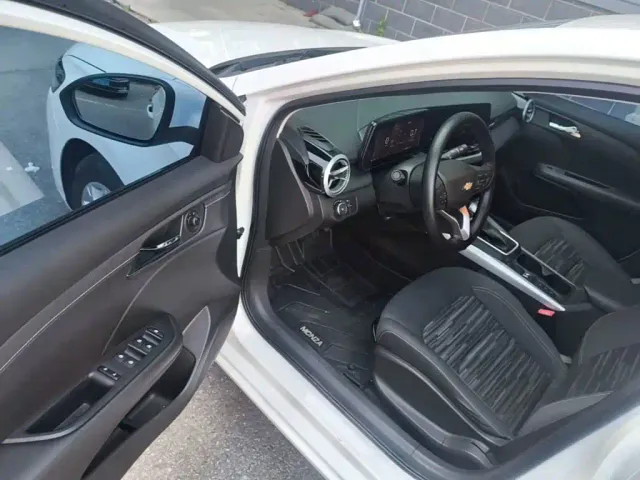 Chevrolet Monza — Фото автомобиля 15