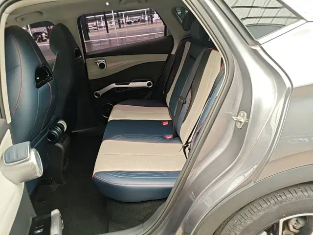 BYD Yuan PLUS — Фото автомобиля 16