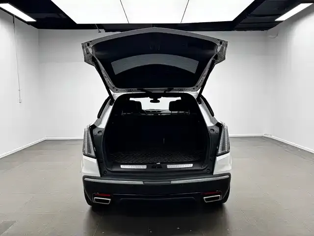 Cadillac XT5 — Фото автомобиля 14