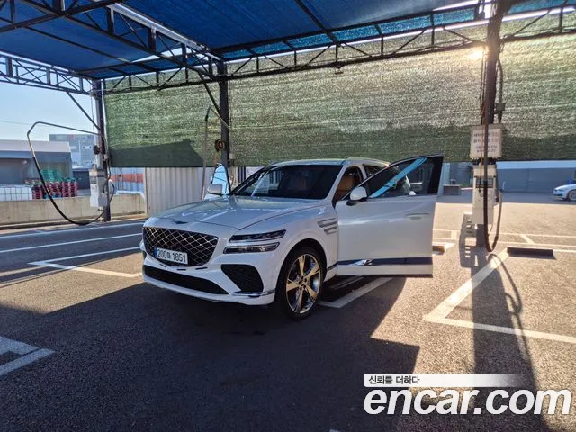 Фотография автомобиля — Genesis GV80