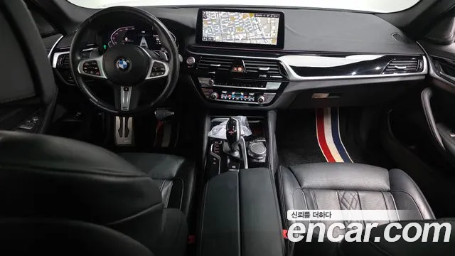 BMW 5 Series G30 — Фото автомобиля 10