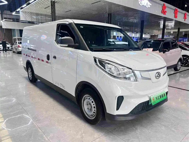 Maxus EV30 — Фото автомобиля 3