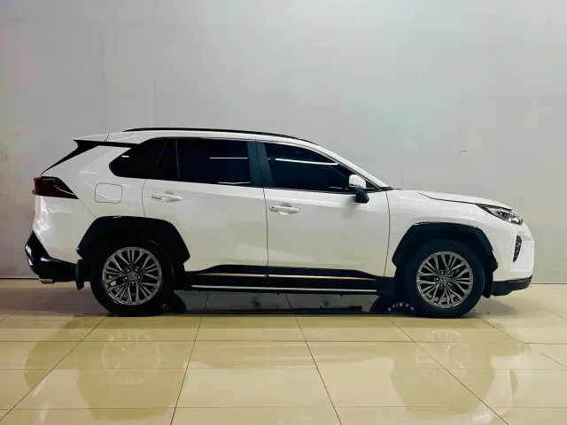 Toyota Wildlander — Фото автомобиля 4